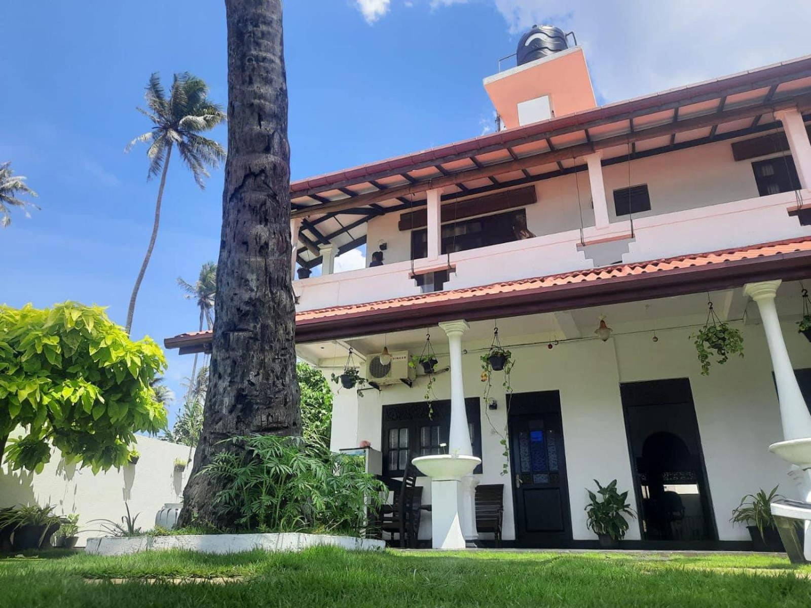 Ashen'S Beach House Bussa Exterior foto