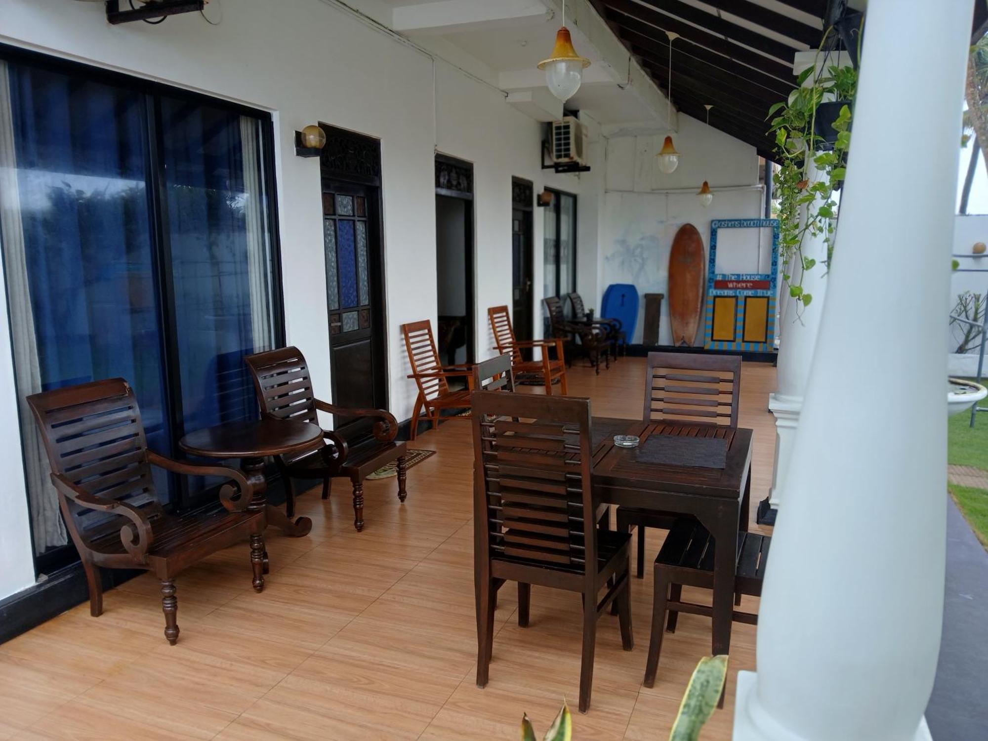 Ashen'S Beach House Bussa Exterior foto